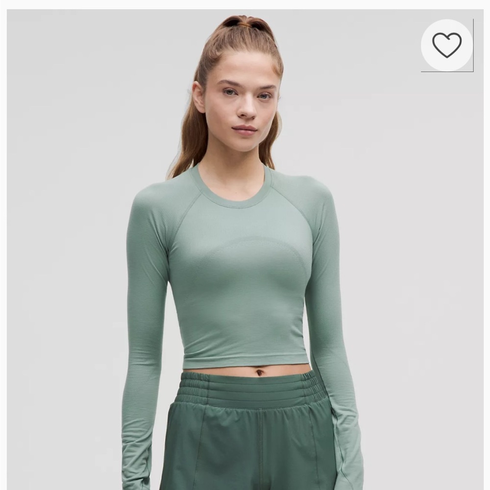 Swiftly Tech Cropped Long-Sleeve Shirt 2.0 in gray